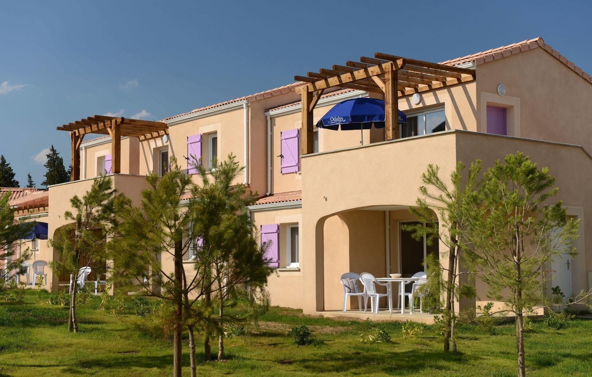 بارادو Residence Odalys Le Mas Des Alpilles المظهر الخارجي الصورة
