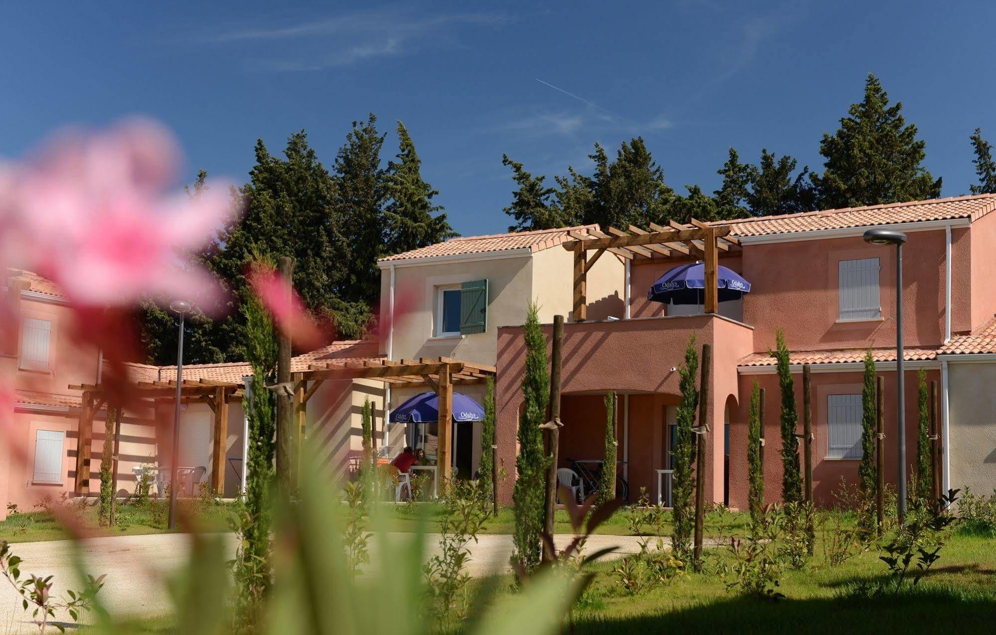 بارادو Residence Odalys Le Mas Des Alpilles المظهر الخارجي الصورة