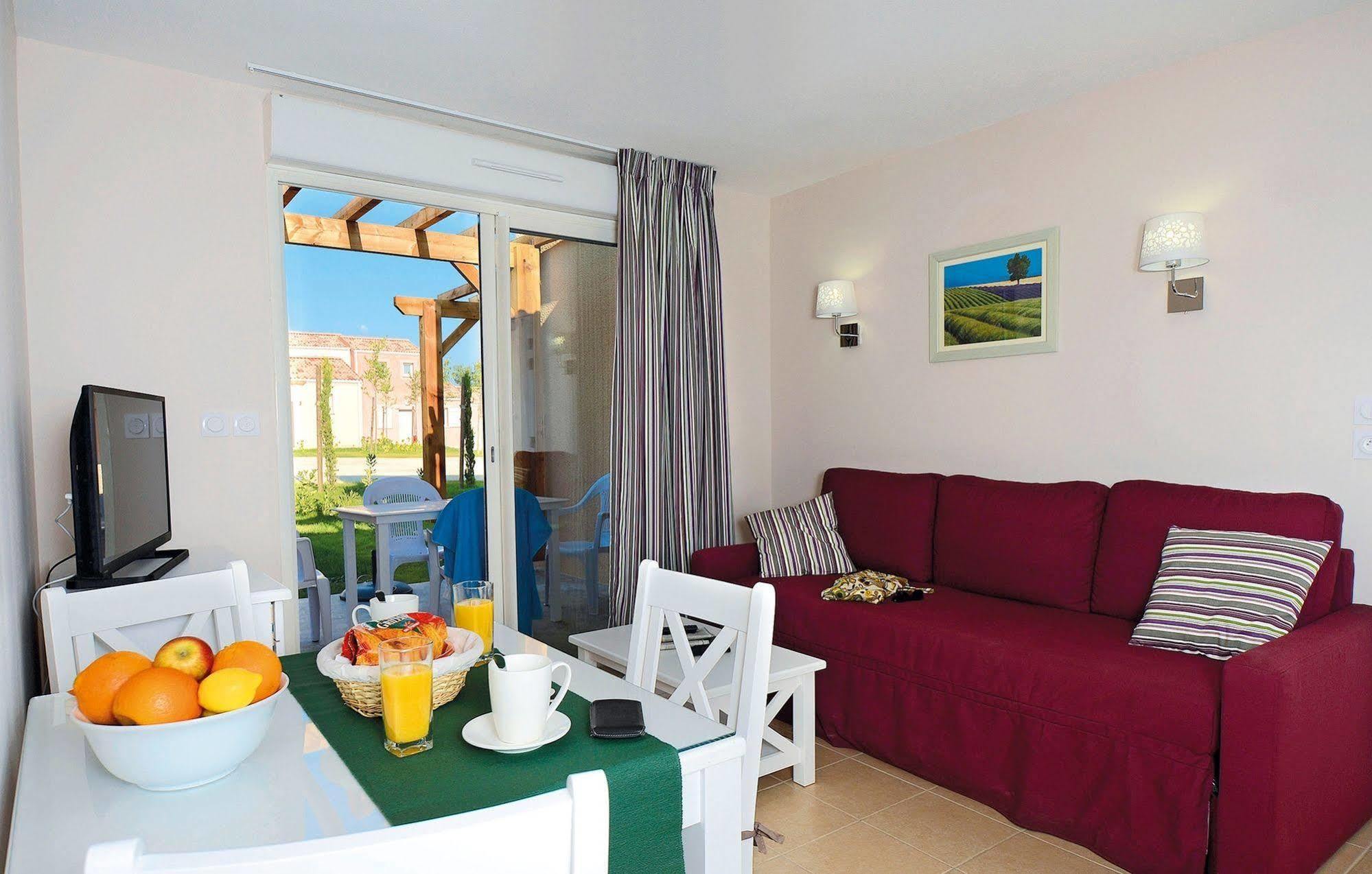 بارادو Residence Odalys Le Mas Des Alpilles المظهر الخارجي الصورة