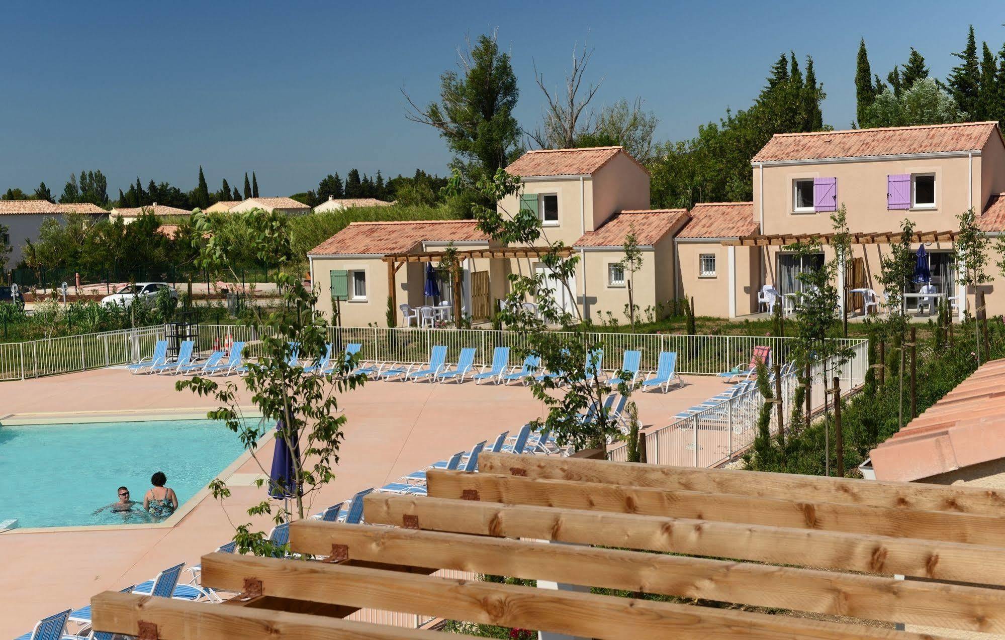 بارادو Residence Odalys Le Mas Des Alpilles المظهر الخارجي الصورة
